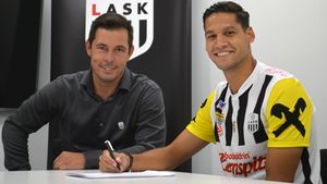 Laszlo Dioszegi s-a enervat și dă prima lovitură după eliminarea lui Sepsi din Conference League: l-a transferat pe fundașul central crescut de Atalanta