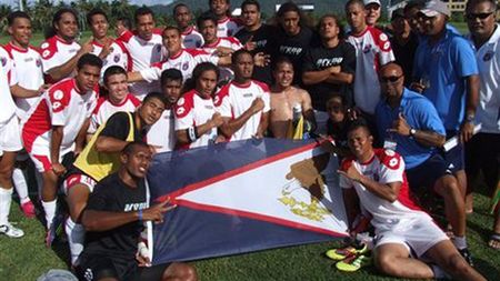 Asta e chiar ULTIMA!** Un transsexual în preliminariile CM 2014! "Vă puteți imagina asta în Anglia sau Spania?"