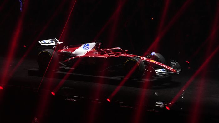 A vândut o parte din acțiunile de la Ferrari cu 3.000.000.000 de euro