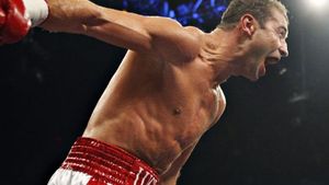 Bute și-a apărat titlul!** "Abia aștept să vin acasă! Lennox Lewis mi-a spus că nu pot fi învins!"