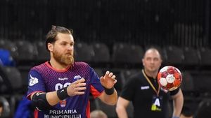 Trei handbaliști reclamă faptul că au fost păcăliți de nou-promovata CSM Alexandria. „Am venit la echipă, ne-am luat apartamente cu chirie, iar după 3 zile am fost dați afară”
