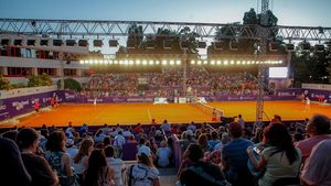 Va avea România turneu feminin de tenis și după 2017? Jeno Marky: "Răspunsul este la Federație". "Dacă nu vom putea juca pe Central, nu o să putem să mai avem turneu". Dumitru Hărădău propune o întâlnire în regim de urgență pentru săptămâna viitoare