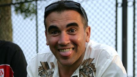 'Dacă Maradona vine la Pitești, îi pun la dispoziție Maybachul'