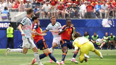 Gafă monumentală! Portarul care l-a înlocuit pe Courtois a îngropat-o pe Belgia cu Spania: a greșit capital și Merino a marcat!