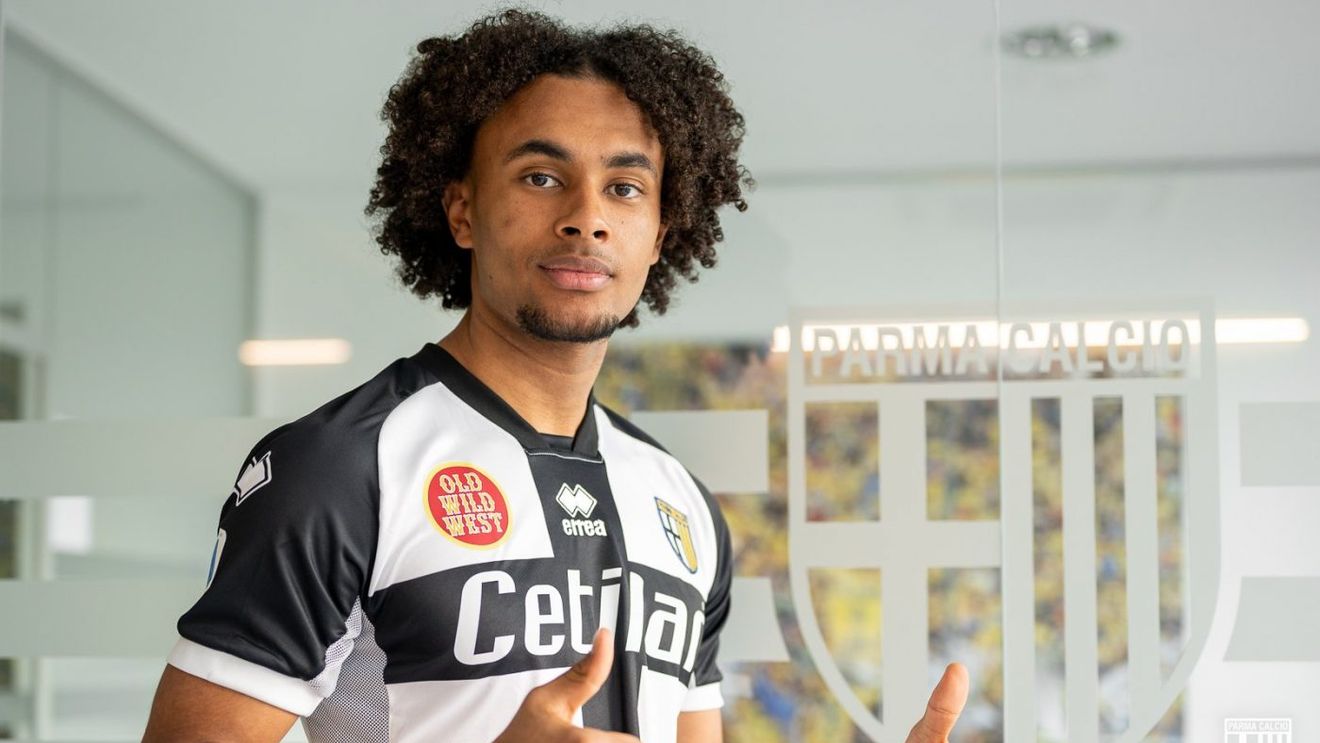 Concurență pentru Dennis Man! Parma a anunțat transferul starului Joshua Zirkzee, de la Bayern