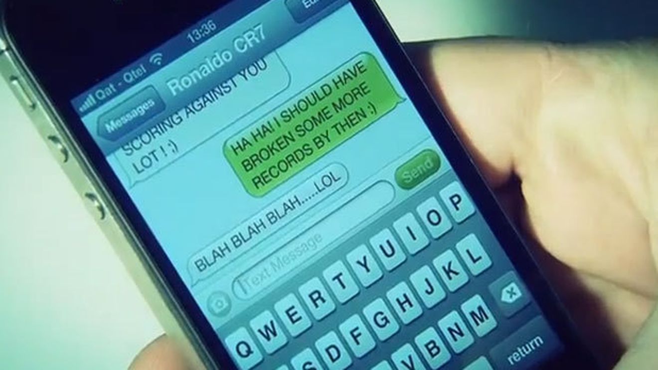 TARE DE TOT! VIDEO Cum se tachinează Ronaldo și Messi înainte de El Clasico, prin SMS: "Abia aștept meciul, până atunci voi mai fi bătut câteva recorduri!"