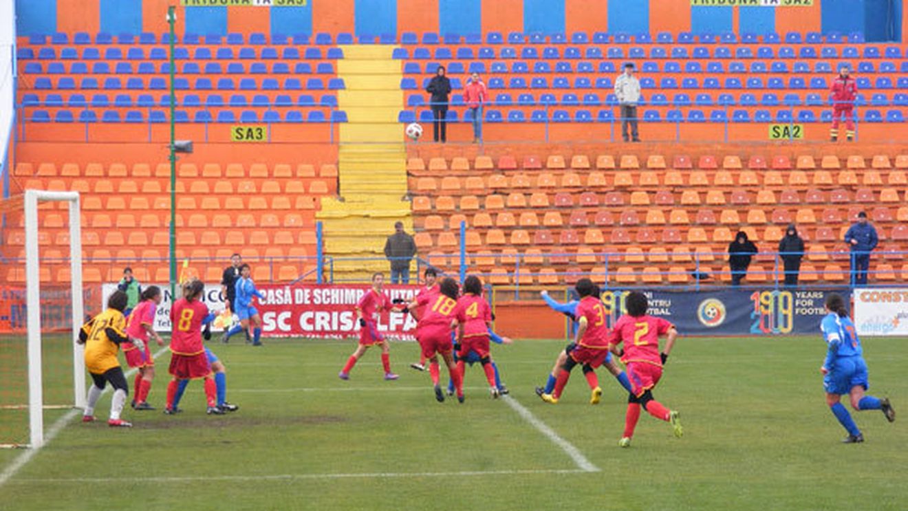 Acuze despre cum se câștigă o finală în fotbalul românesc!** "Cumetrie cu asistenta, soția antrenorului, prietenă cu brigada"