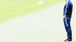 Nu-l mai vrea nimeni!** Mourinho a pierdut vestiarul, iar suporterii "galacticilor" îl huiduie cu fiecare ocazie