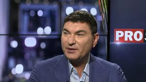 De ce este Cristi Borcea afemeiat! Teorie incredibilă: „E ADN-ul lui. E țigan 100%. O să le schimbe până își pierde virilitatea”