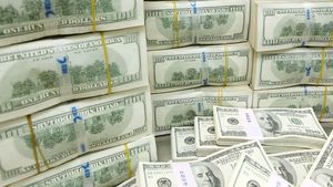 Fotbalul sfidează criza! **Cele mai importante 15 contracte semnate în luna februarie