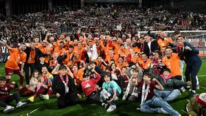 CFR Cluj face curățenie în lot. Trei fotbalişti, pe lista neagră a lui Nelu Varga