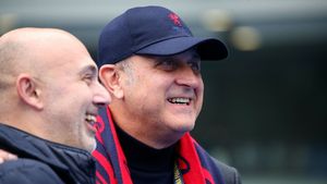 Gata! Dan Şucu a scăpat de cel mai problematic fotbalist, iar acesta a rupt tăcerea la plecare