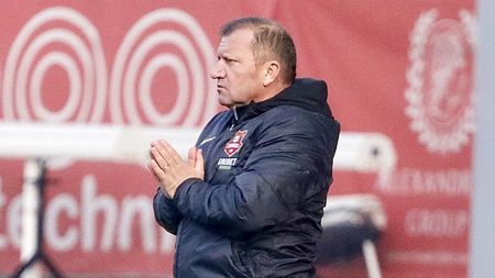 Dorinel Munteanu, discurs de „neamț” adevărat după egalul cu Farul: „Eu jucam la temperaturi mai scăzute”