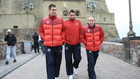 Relaxare înainte de meci!** Steliștii au fost la biliard