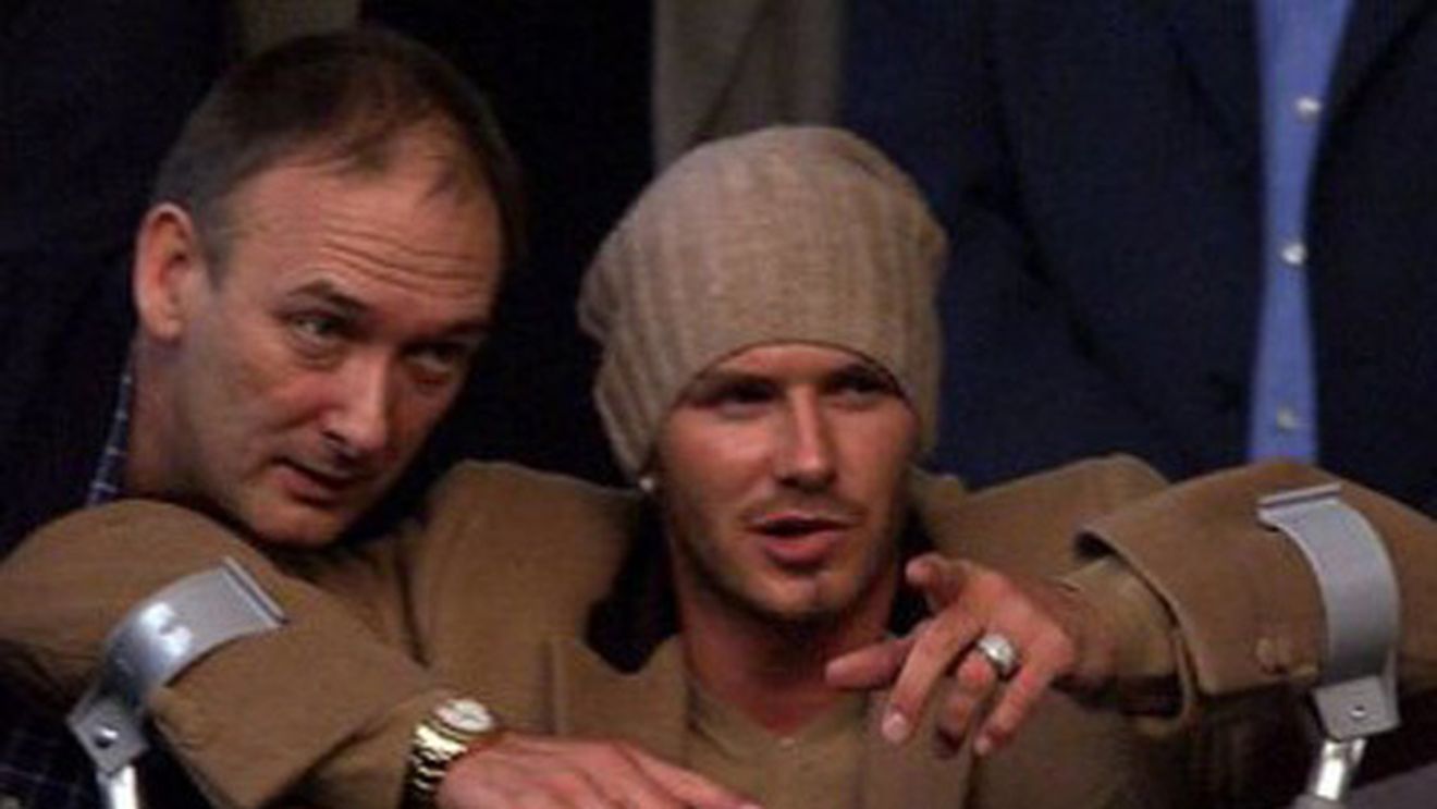 Scandalul interceptării telefoanelor:** tatăl lui David Beckham dă în judecată trustul lui Murdoch
