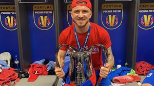 Omul din cauza căruia Deian Sorescu a plecat de la Rakow și a semnat cu FCSB: „Dacă îi ieşi din cuvânt se debarasează de tine”