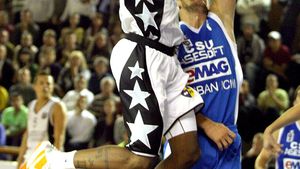 Vicecampionii merg cu "Steaua" de Sărbători