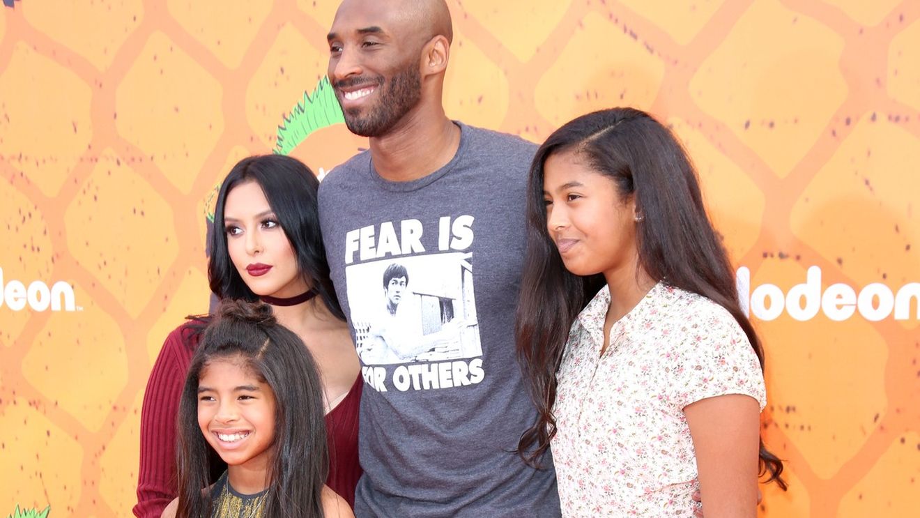 Familia lui Kobe Bryant a mai pierdut un membru! TMZ: "Una dintre fiicele lui Kobe Bryant, Gianna Maria, se afla în elicopterul prăbușit"