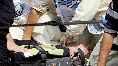 VIDEO** La un pas de tragedie! Un mecanic a ajuns la spital după ce a fost lovit de un bolid F1