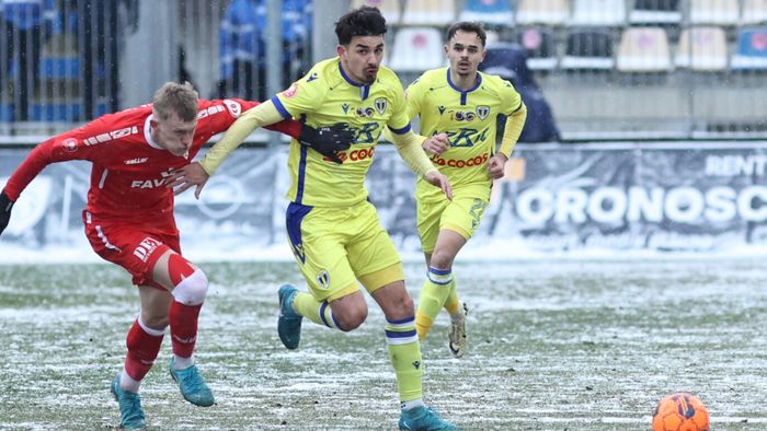 Petrolul Ploiești - UTA Arad 0-1, în etapa 27 din Superliga. Echipa lui Adi Mutu, cu două goluri anulate, bate pasul pe loc în lupta pentru play-off