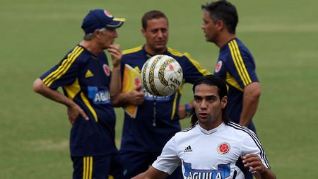 Abramovic a înghețat când a văzut concurența pentru Falcao!** Licitația începe în iarnă de la 70 de milioane â‚¬ și nimeni nu știe unde se va opri