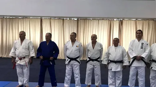 Federația Română de Judo și-a premiat foștii campioni. La festivitate a fost prezent și românul care l-a învins pe Vladimir Putin