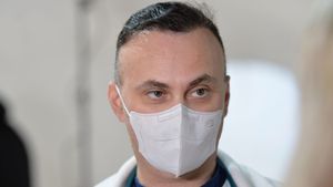 Semnal de alarmă, după ce LPF vrea vaccinarea jucătorilor și antrenorilor din Liga 1: „Sportivii din loturile naționale au un alt statut și sunt mult mai puțini!” | EXCLUSIV