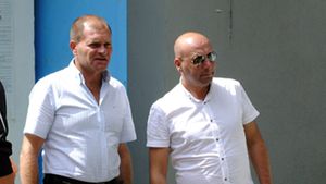 ”Frații” Heleșteanu și Șfaițer, adversari pe terenul formației la care au lucrat