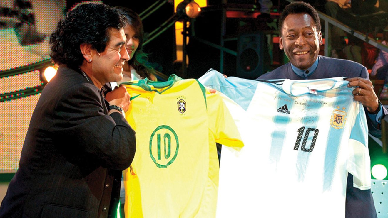 Pele, avocatul lui Maradona!