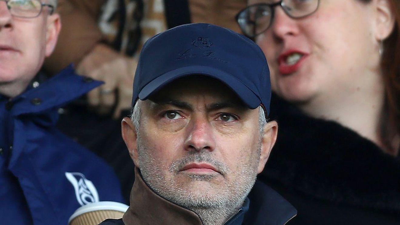 Un fost jucător al lui Tottenham îl critică pe Jose Mourinho după ce și-a scos jucătorii la antrenament în plină pandemie de coronavirus: „Întotdeauna încalcă regulile!”