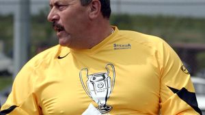 "Fără Rădoi, Steaua nu se mai poate lupta pentru titlu! Să se gândească la Cupa UEFA!"