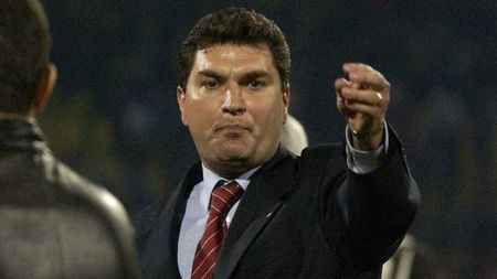 EXCLUSIV / Borcea: "Câinii și vulturii n-au timp de musculițe"