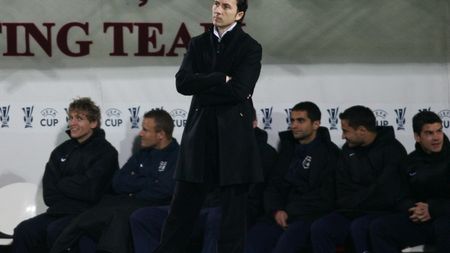 "Meme avea o relație bună cu jucătorii!** Argăseală nu poate... El doar îndeplinește ordinele mele"