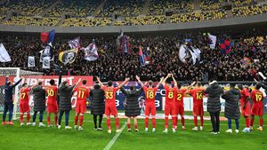 Gigi Becali, acuzat că a cenzurat un mesaj al fanilor împotriva lui. Ce scria pe bannerul interzis la meciul FCSB - Sepsi 2-1