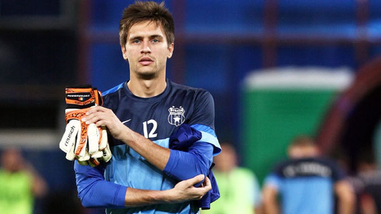 "Psihologul" Becali lucrează fin, Tătărușanu a rămas tablou:** "Trebuie să înțeleagă că într-o echipă sunt doi portari și pot apăra toți trei" :)