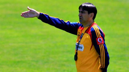 "Avem șansa a treia, sârbii au jucători care joacă la echipele lor, nu ca ai noștri"