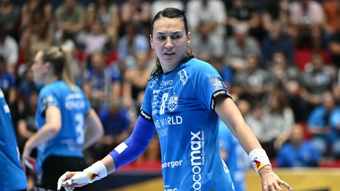 Cristina Neagu, huiduită copios la Braşov! Ce s-a întâmplat cu marea handbalistă a României