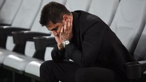 OPINIE | Iartă-i, Claudiu! Nu, nu ești un terchea-berchea