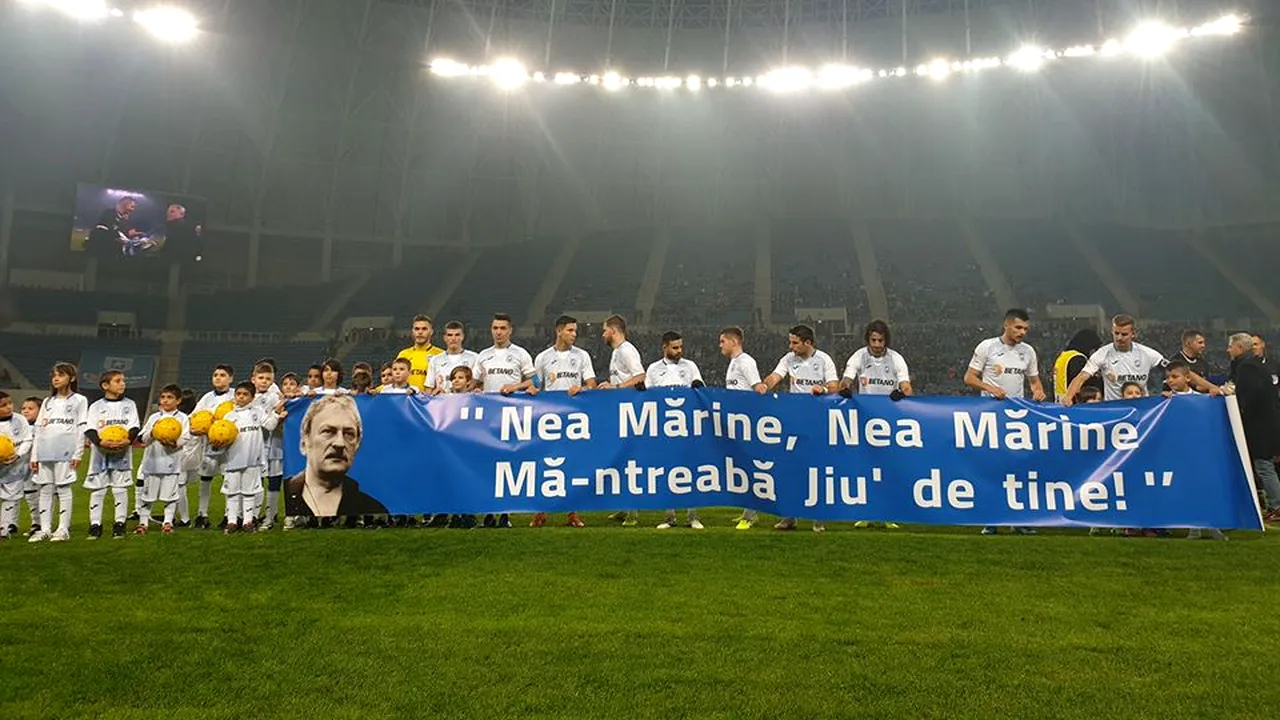 Momente emoționante înaintea meciului dintre Universitatea Craiova și FC Voluntari. „Nea Mărine, nea Mărine! Mă întreabă Jiu` de tine”| GALERIE FOTO