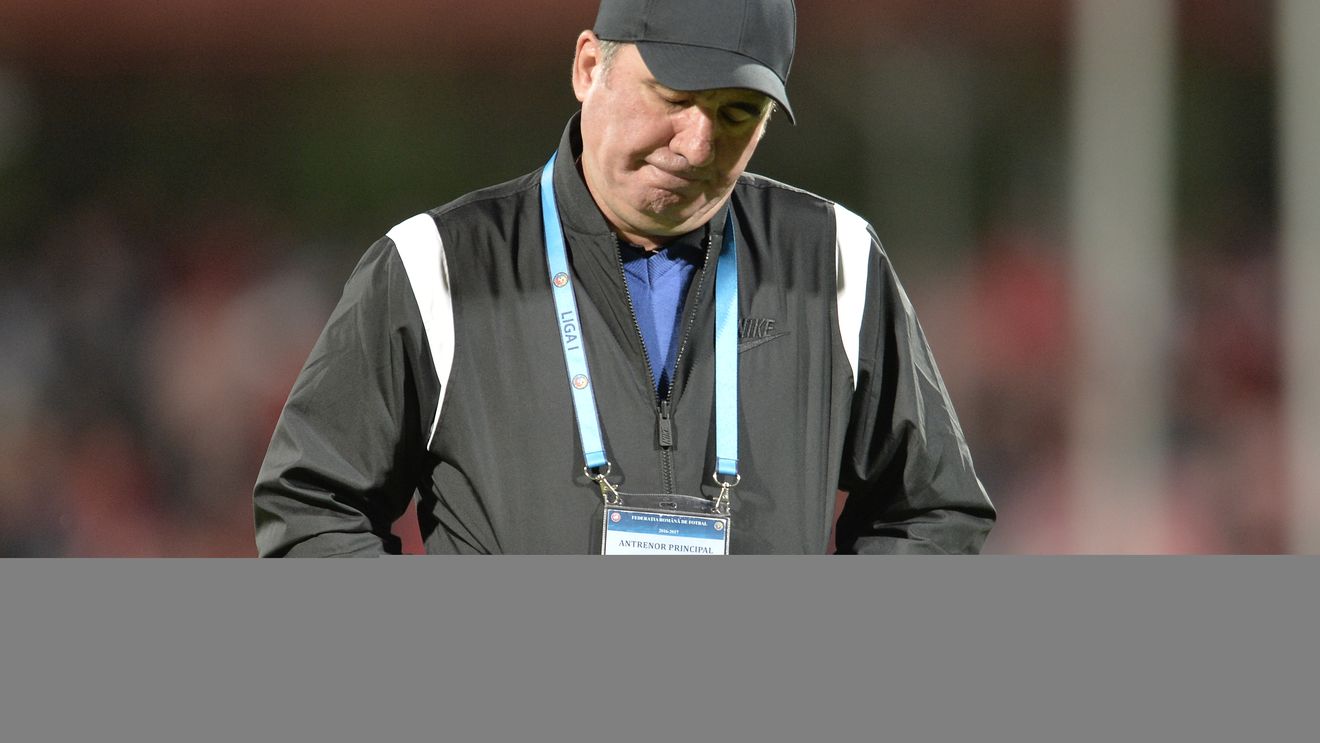 Hagi pierde, dar își laudă echipa: "Mă bat la campionat așa, cu copiii ăștia!". Antrenorul explică cea mai importantă absență: "Nu-mi place să vorbesc, dar Benzar nu e un jucător normal..."