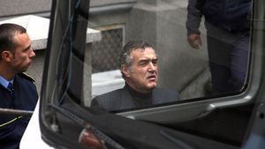 UPDATE: Tribunalul i-a respins lui Becali cererea de întrerupere a pedepsei.  Reacția patronului Stelei: "Mi se dorește moartea"