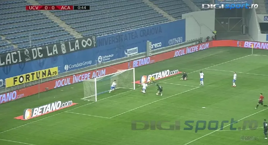 Andrei Cordea, la meciul dintre Universitatea Craiova si Academica Clinceni