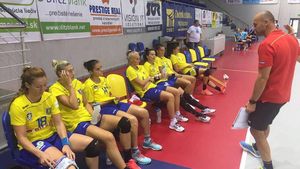 Scandal în liga secundă a handbalului feminin. Timișoara a acuzat Corona Brașov că a influențat lupta la promovare în favoarea echipei Minaur, după ce a trimis 9 handbaliste care au fost pe foaie la meciul cu CSM București și la jocul formației secunde