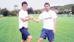 TARE de tot: Rică Neaga a ajuns portar! **Fostul stelist a apărat în ultimele 10 minute, în Liga a 2-a