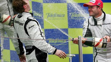 Cale liberă spre titlu