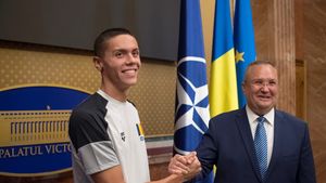 Premierul Nicolae Ciucă, mesaj pentru David Popovici după ce a stabilit un record mondial la Campionatul European de la Roma. „Eşti o sursă inepuizabilă de inspiraţie!”