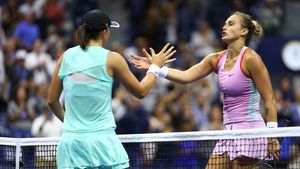 Anunțul momentului în tenis! Aryna Sabalenka și Iga Swiatek, sancționate cu depunctarea după ce au sfidat circuitul WTA: bielorusa și poloneza se află la a doua abatere
