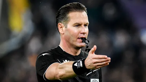 Cum a numit presa olandeză prestația lui Danny Makkelie din România – Bosnia 0-1, după ce a refuzat un penalty clar naționalei lui Lucescu