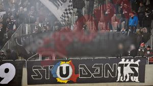 FOTO - fanii lui "U" au stricat tot ce făcuseră bun până acum! Mesajul care îi descalifică pe ultrașii ardeleni