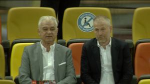 Anghel Iordănescu s-a dat de gol: vorbește cu Edi Iordănescu despre anumiți fotbaliști de la echipa națională! De ce Gică Popescu are dreptul să spună orice despre naționala României și cum ar fi reacționat el dacă era criticat precum fiul său